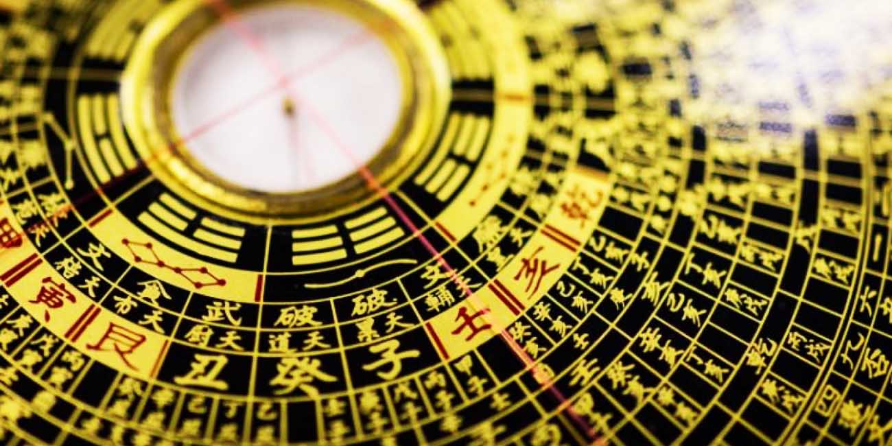 Cách dùng la bàn phong thủy xem hướng nhà