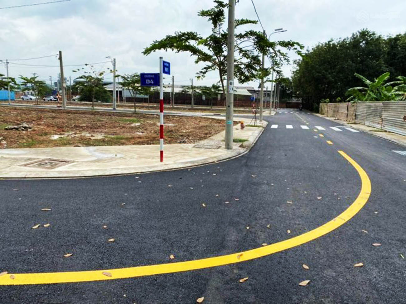 Từng nền đất đều có sổ hồng thổ cư